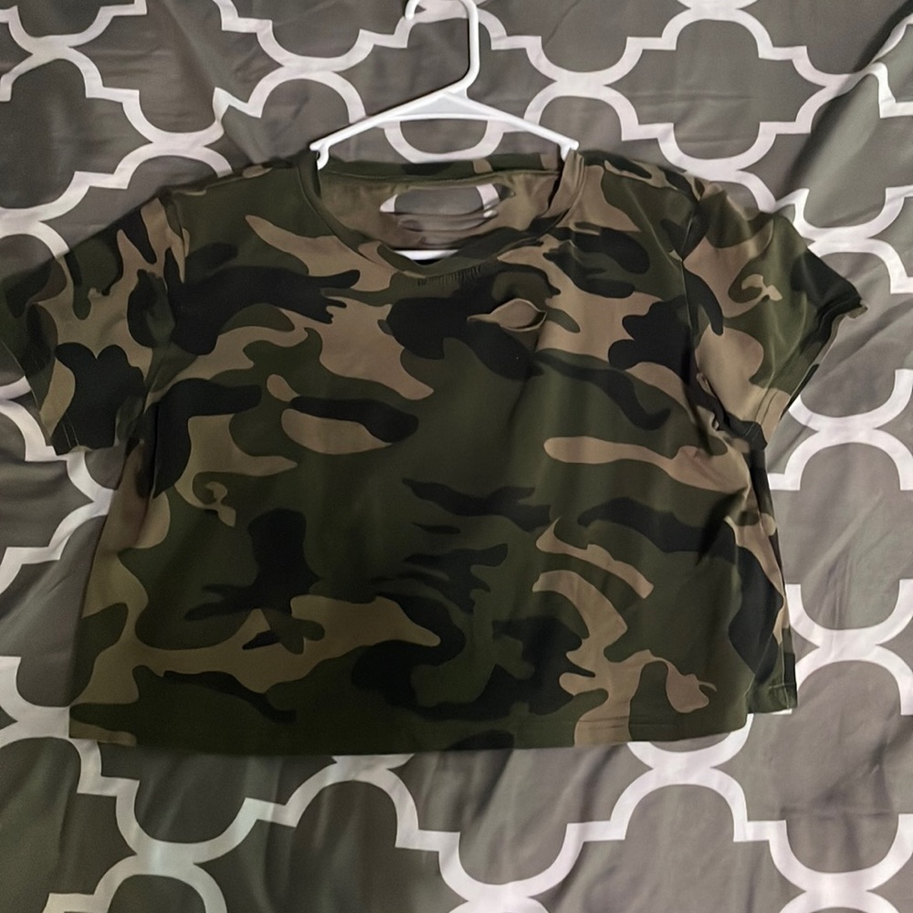 Camouflage croptop